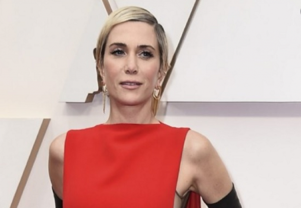 Former Actress Kristen Wiig opens up about her Isolating Experience on her surrogacy and IVF struggle